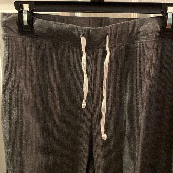 Carly Jean Los Angeles, waffle jogger SET, size L, charcoal color - EUC - Picture 7 of 9